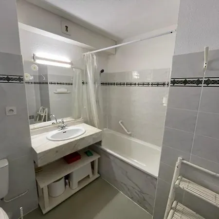 Confortable 4 Pers Avec Terrasse Et Acces Piscine A Vieux-boucau - Fr-1-379-153 Apartamento *