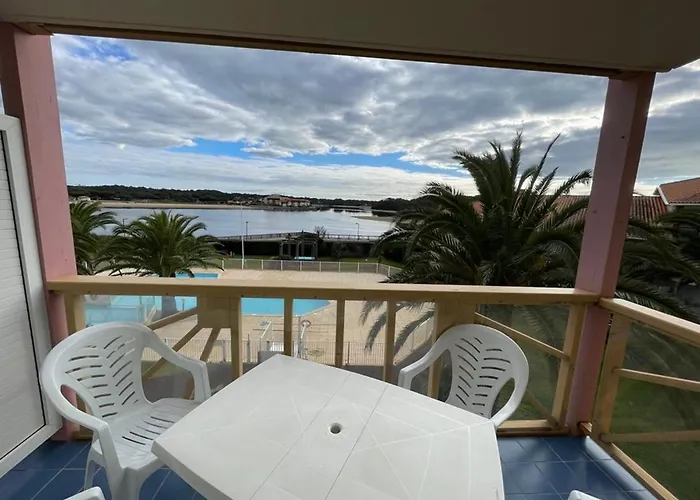 Lägenhet Confortable 4 Pers Avec Terrasse Et Acces Piscine A Vieux-boucau - Fr-1-379-153 *